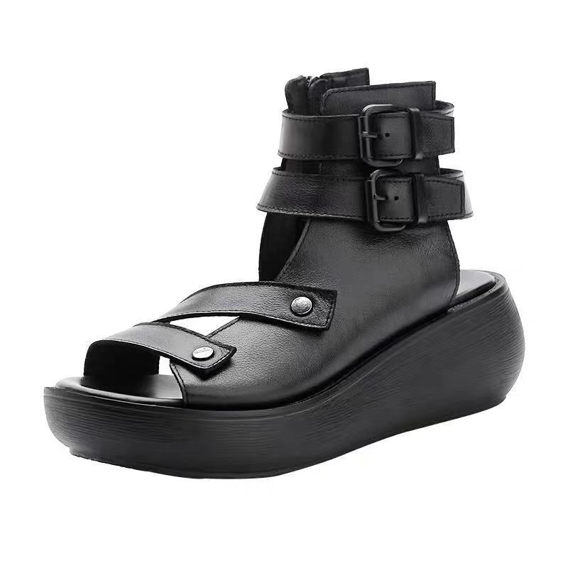 Sandalias romanas con plataforma