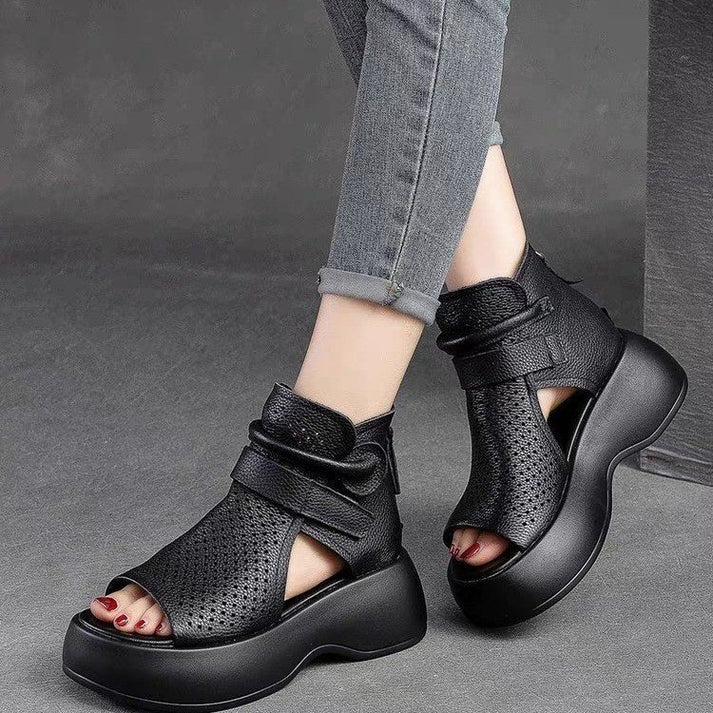 Sandalias con forma de botas
