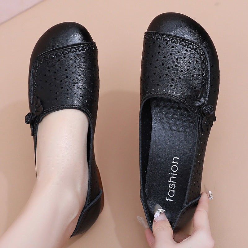 Nuevas sandalias cómodas con suela de cuero