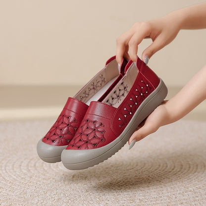 Zapatos de madre de piel suave y hueca