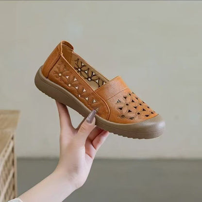 Zapatos de madre de piel suave y hueca