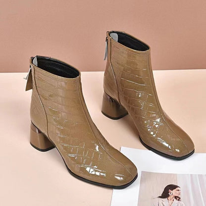 Botines de punta cuadrada