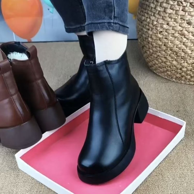 botas martin de lana de una pieza