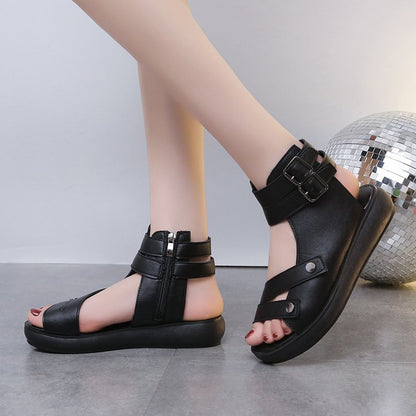 Sandalias romanas con plataforma