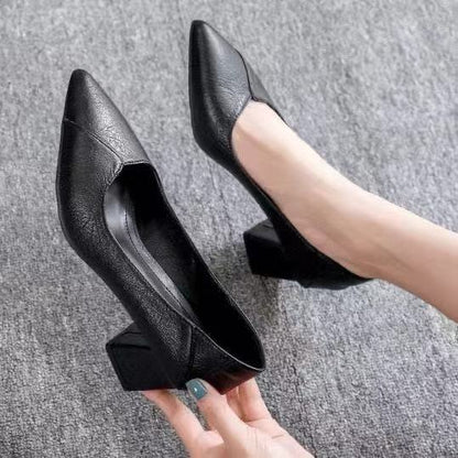 Zapatos de tacón medio de piel suave para mujer