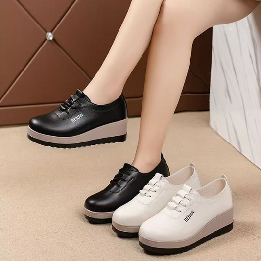 Cuñas casuales de cuero