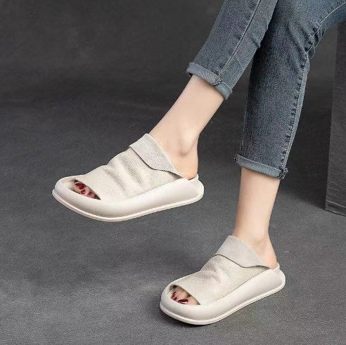 Zapatillas de cuero con suela blanda para mujer