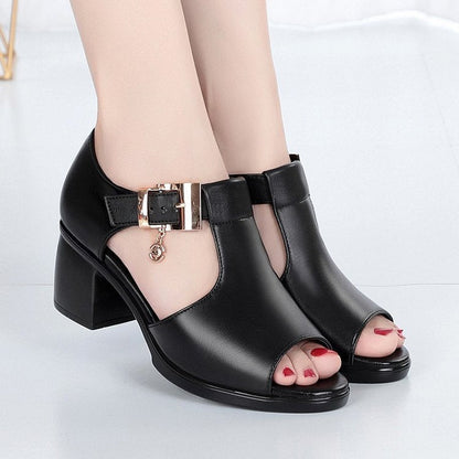 Nuevas sandalias de tacón de bloque