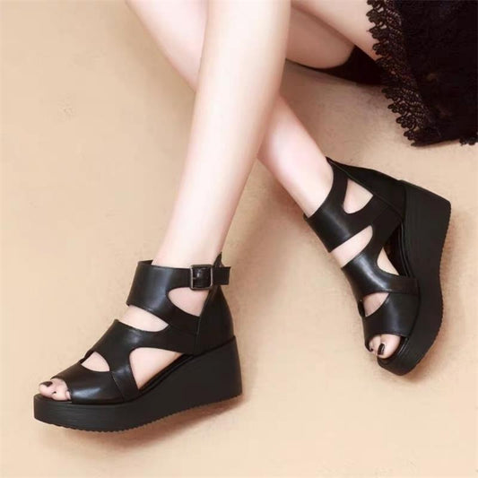 Sandalias romanas de plataforma